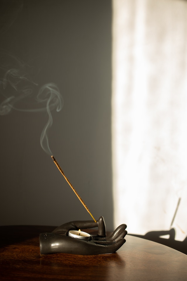The Different Types of Incense and Their Uses
